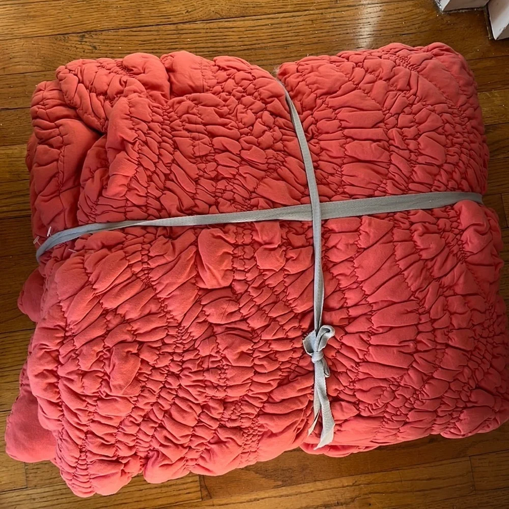 Anthropologie Bajada King Quilt NWT
